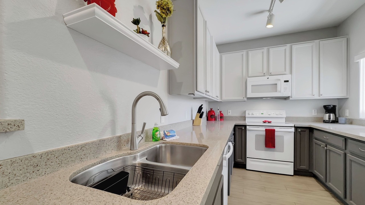 Photo of Kitchen in Superstition Lakes