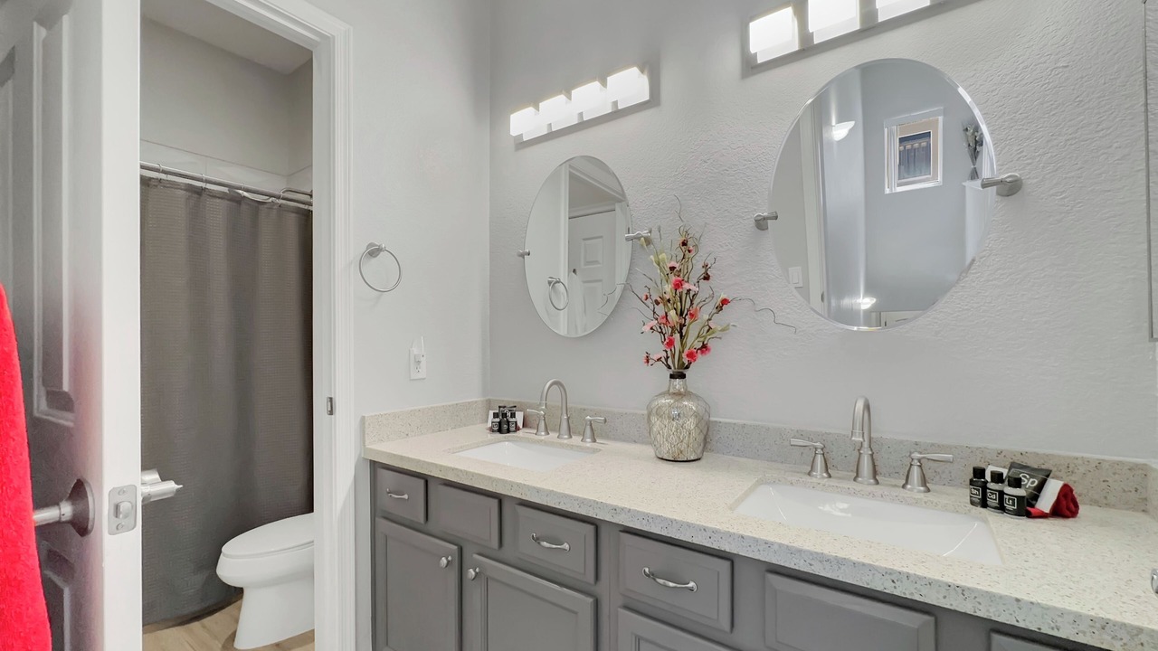Photo of Bathroom in Superstition Lakes