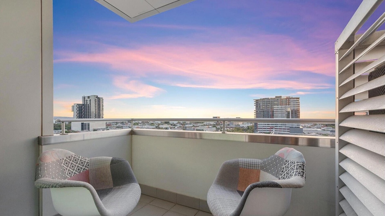 Photo of Patio Balcony in Adelaide Central Business District