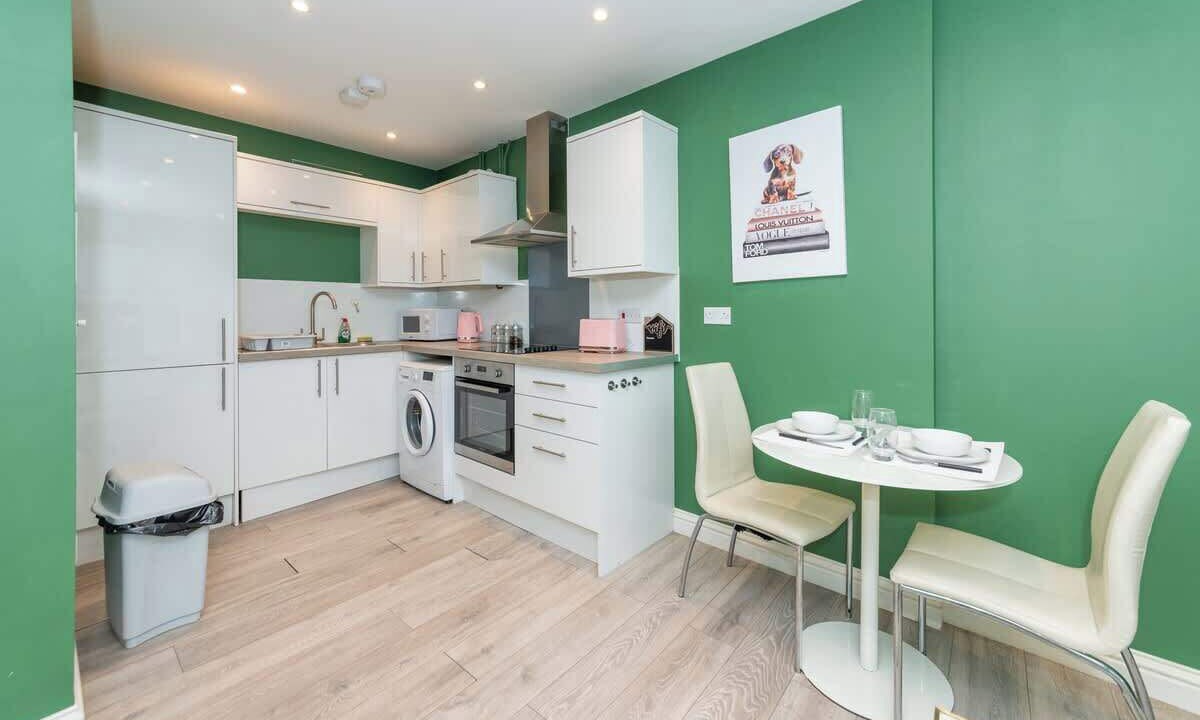 Photo of Others in Reading