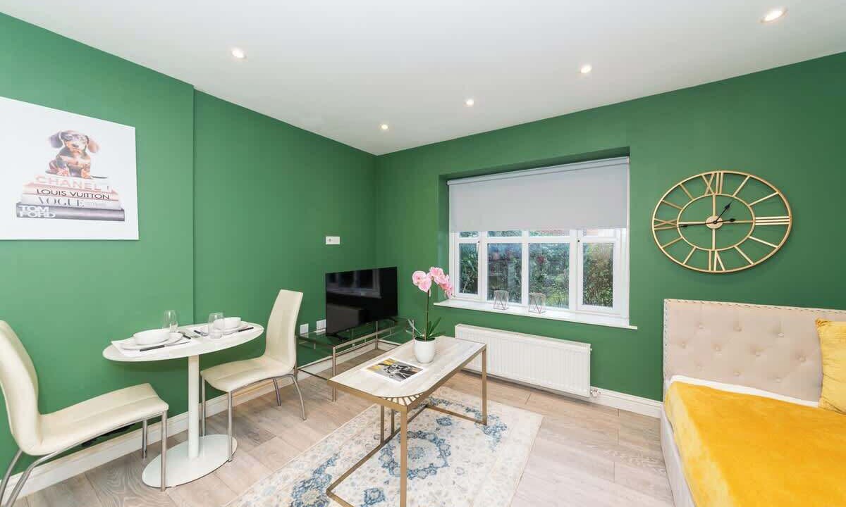 Photo of Bedroom in Reading