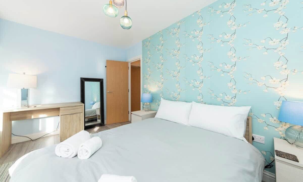 Photo of Bedroom in Reading City Centre