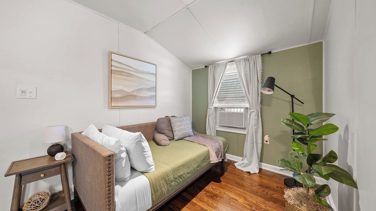 Photo of Livingroom in Lee's Summit