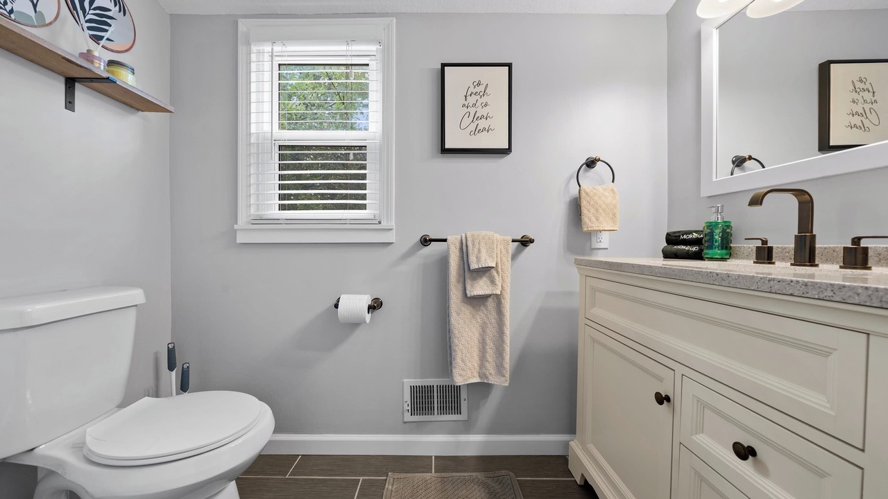 Photo of Bathroom in Lee's Summit