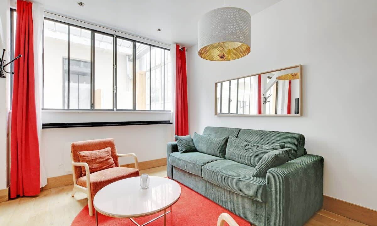 Photo of Livingroom in Quartier des Grandes-Carrieres
