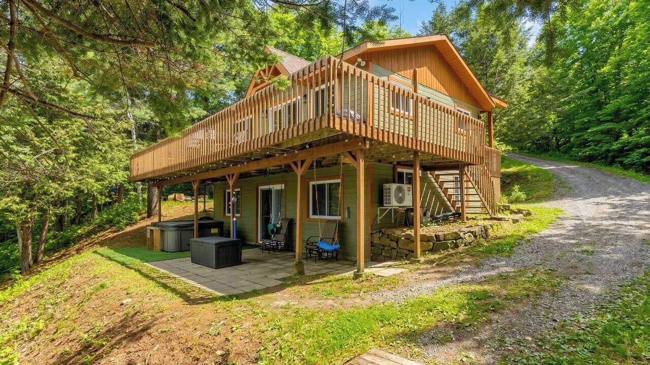 Photo of Outdoor in Amherst