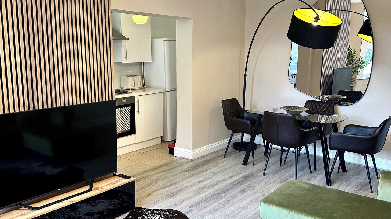 Photo of Others in Leyton