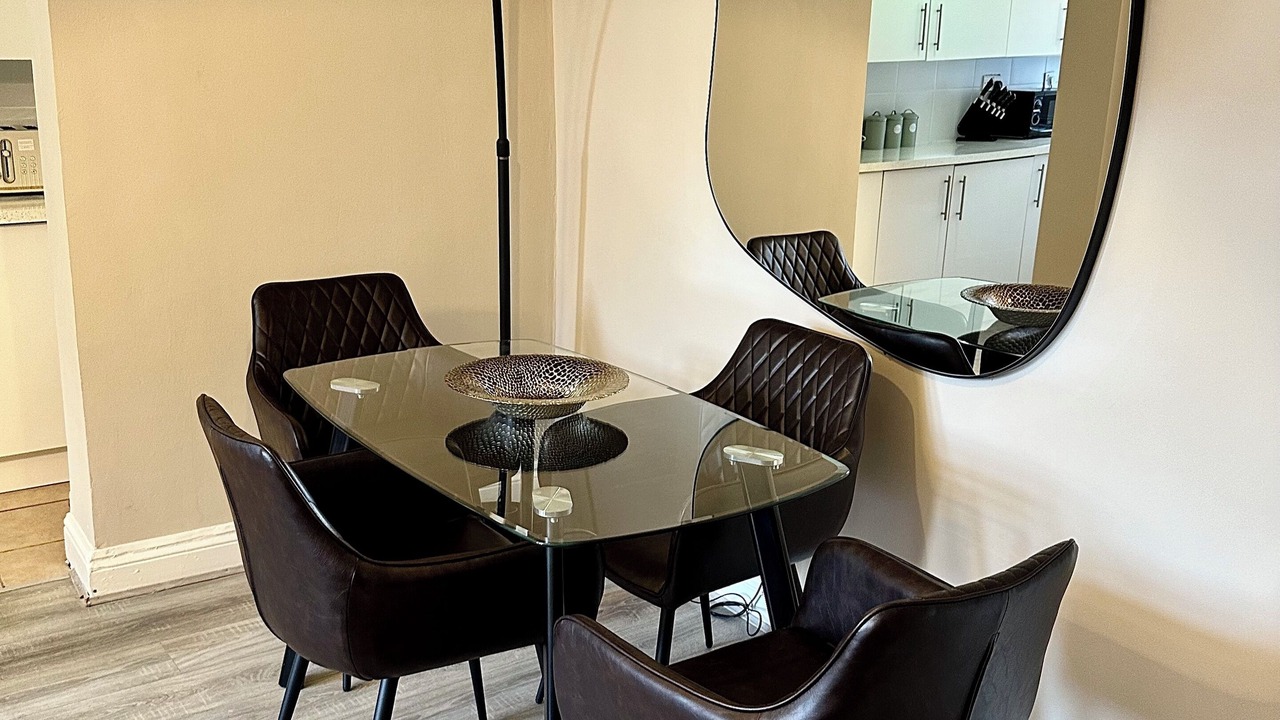 Photo of Others in Leyton