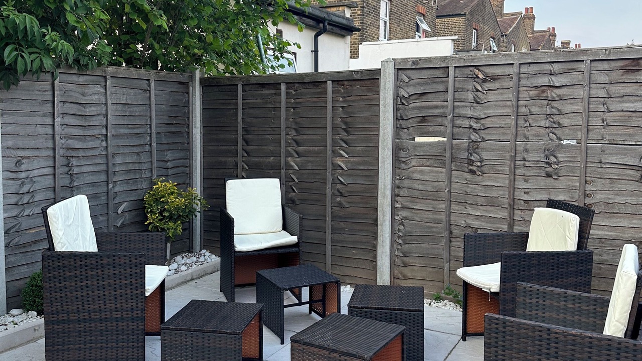 Photo of Patio Balcony in Leyton