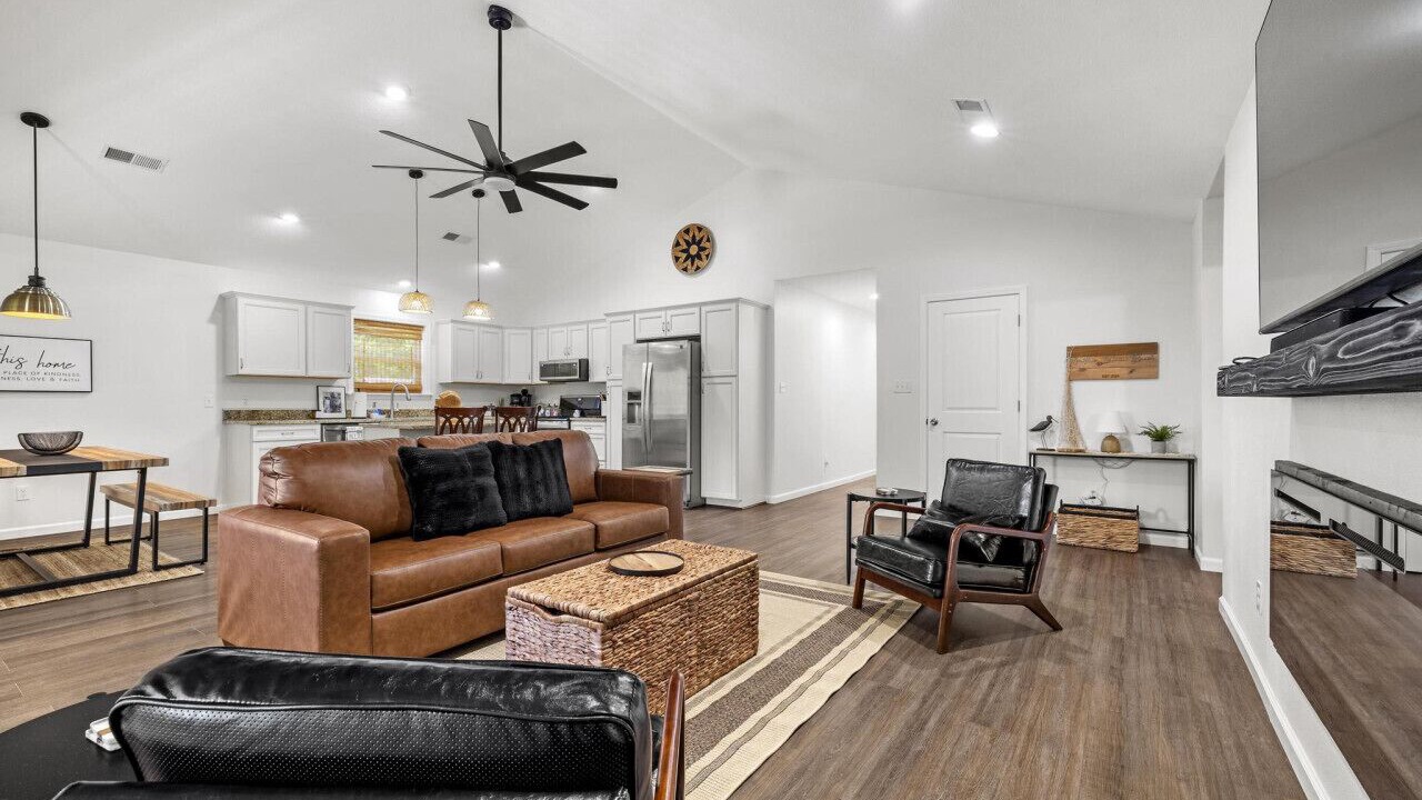 Photo of Livingroom in Isabella