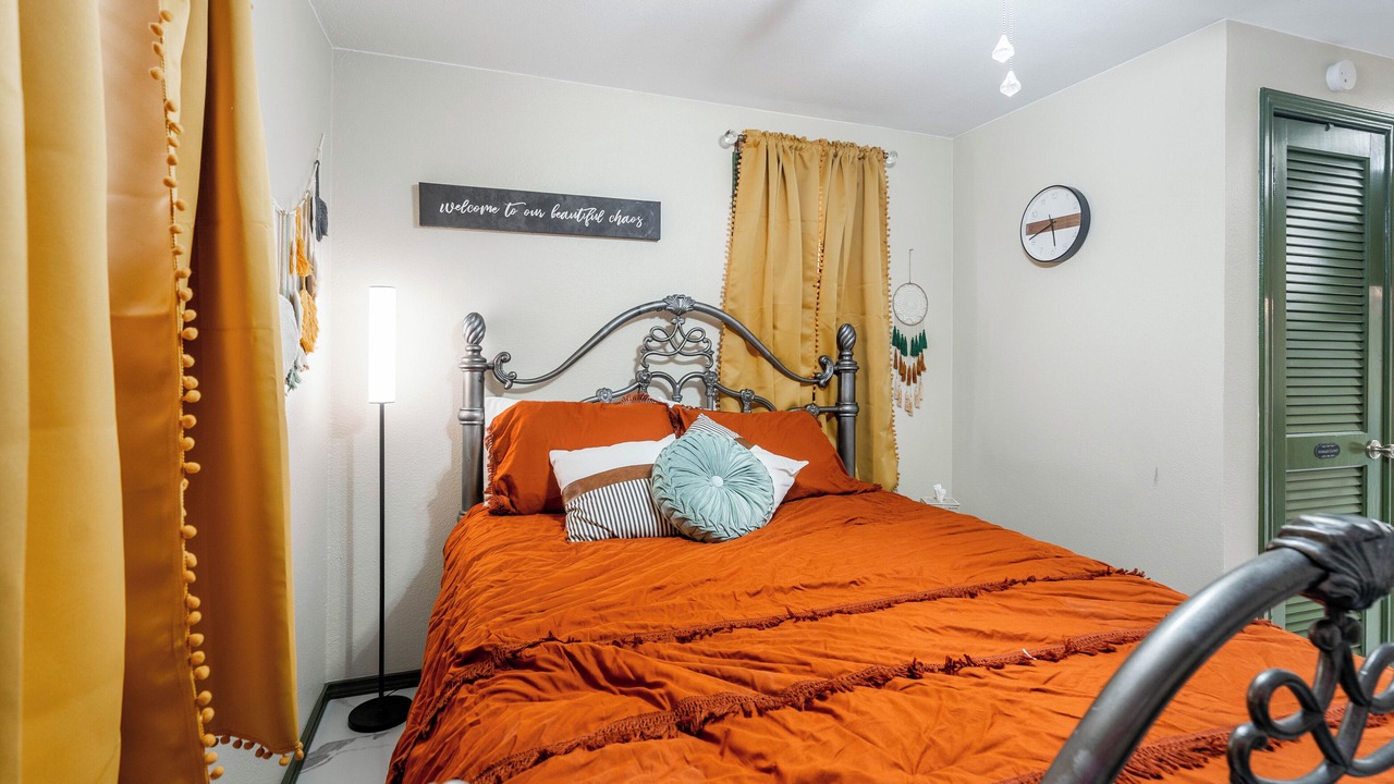 Photo of Bedroom in Midland