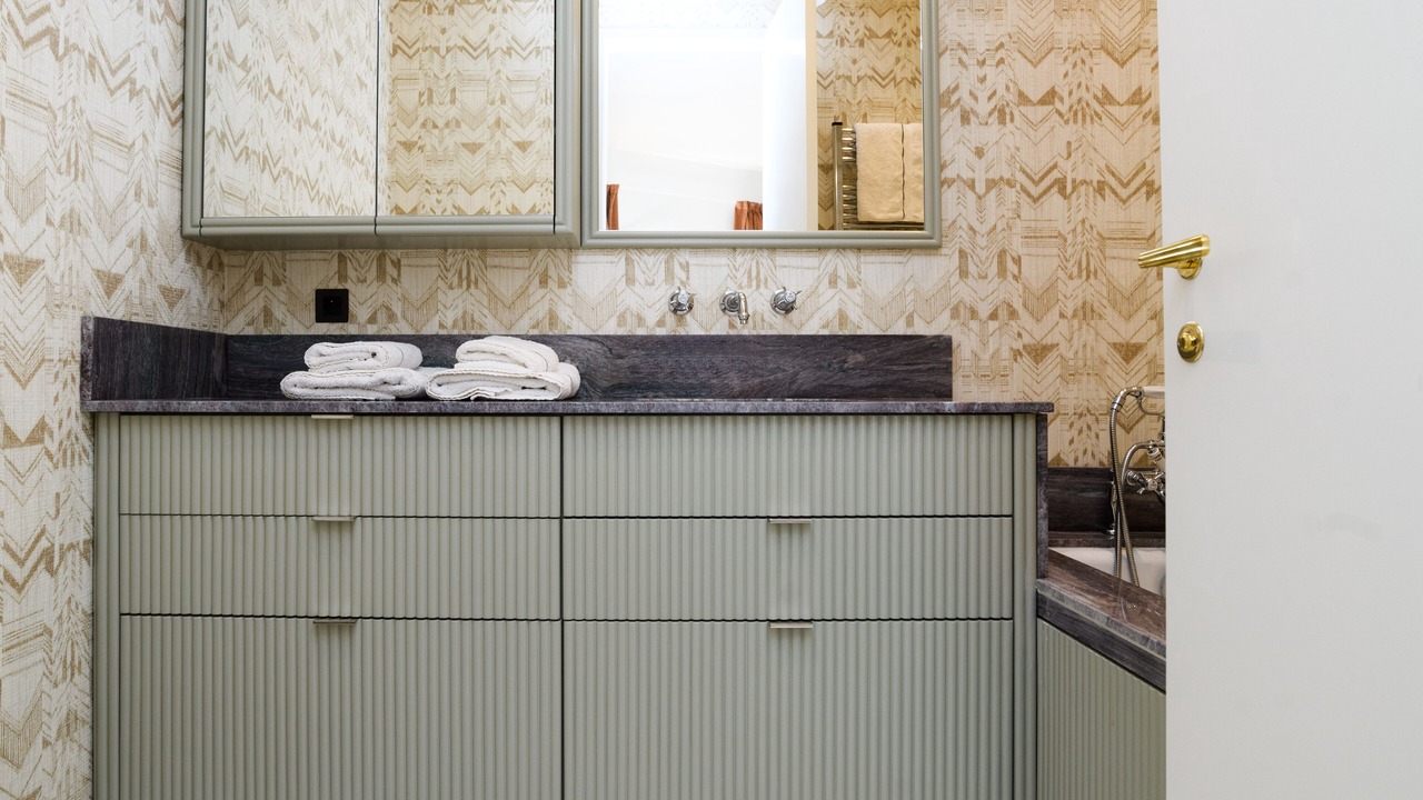 Photo of Bathroom in Quartier de l'Ecole-Militaire