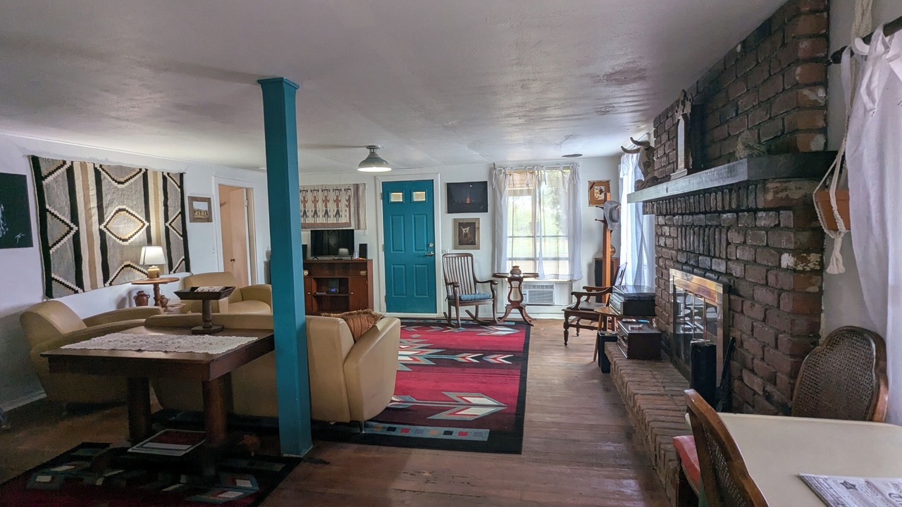Photo of Livingroom in Dragoon