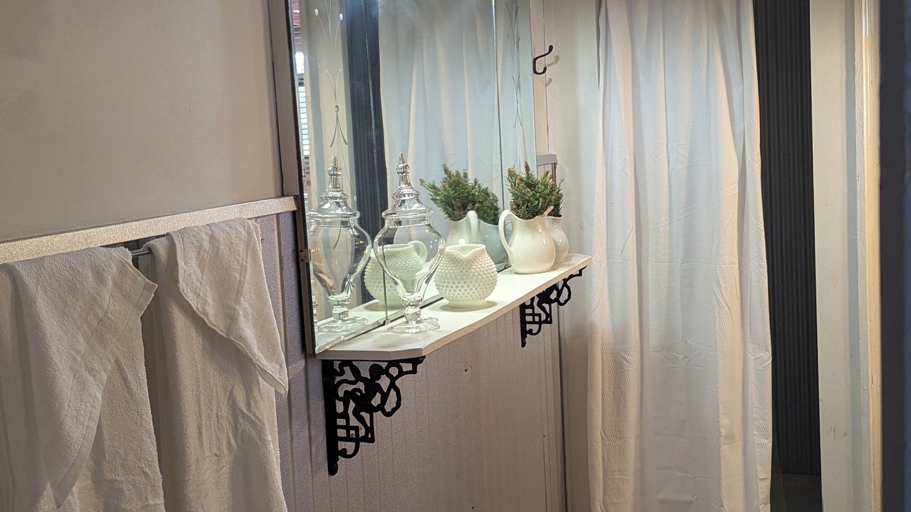 Photo of Bathroom in Dragoon