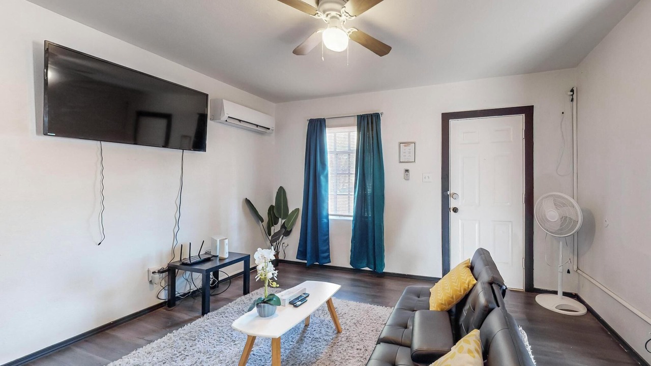 Photo of Livingroom in Albuquerque