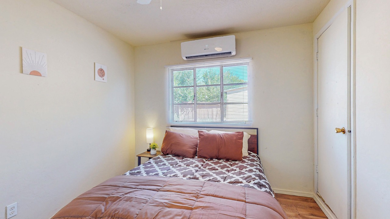 Photo of Bedroom in Albuquerque