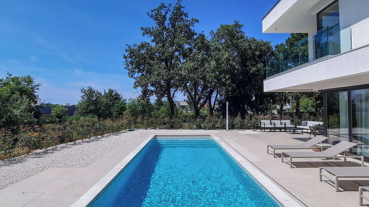 Photo of Outdoor in Gulici