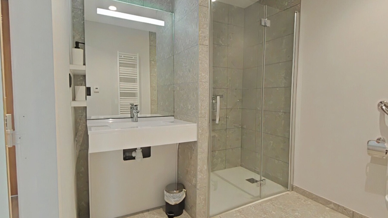 Photo of Bathroom in Chateauroux