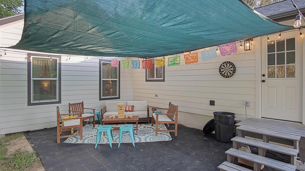 Photo of Outdoor in Franklin Estates