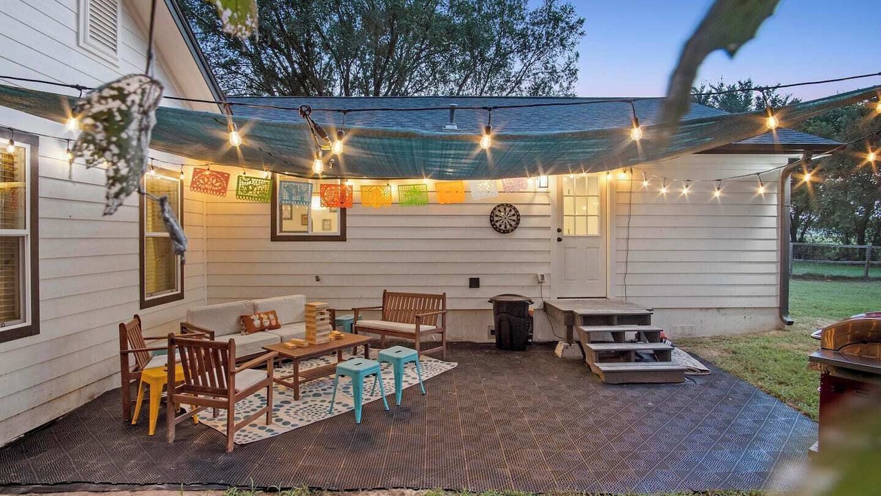 Photo of Outdoor in Franklin Estates
