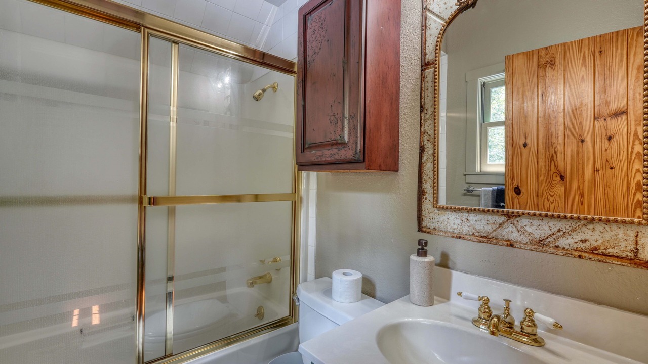 Photo of Bathroom in Choestoe