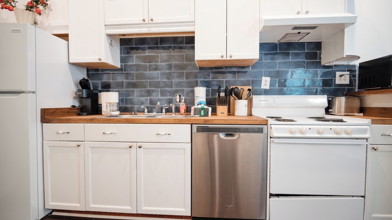 Photo of Others in Thunderbolt