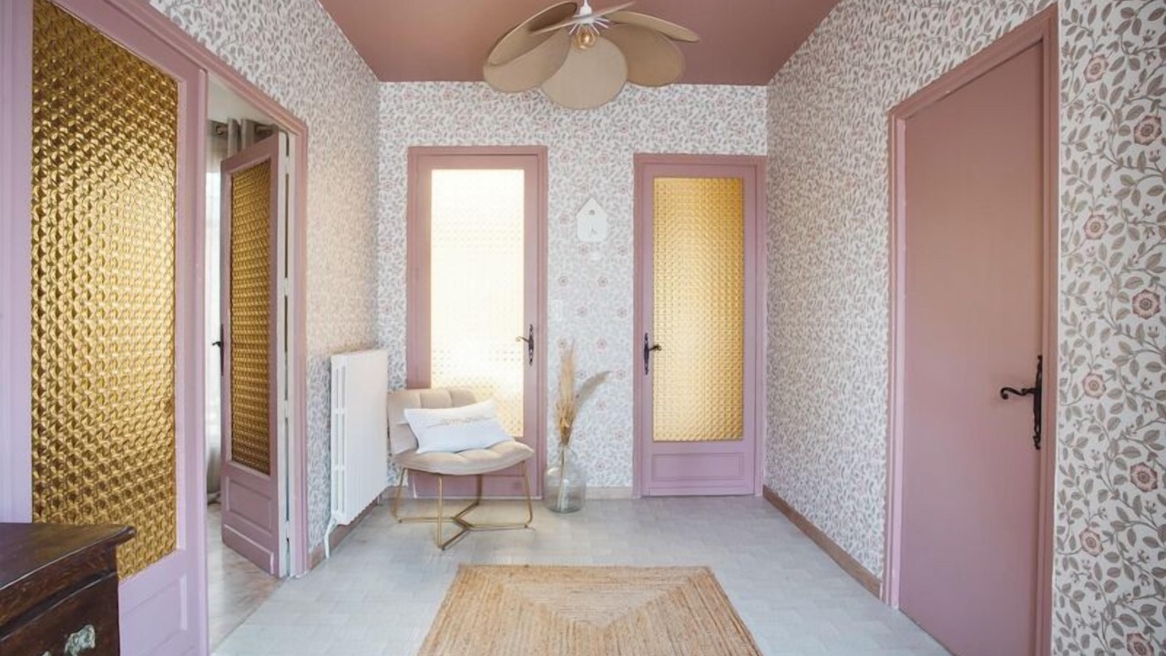 Photo of Others in Escoire