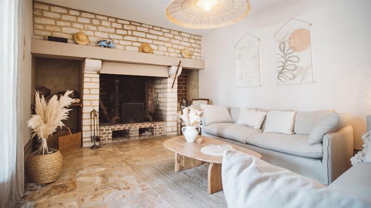 Photo of Others in Escoire