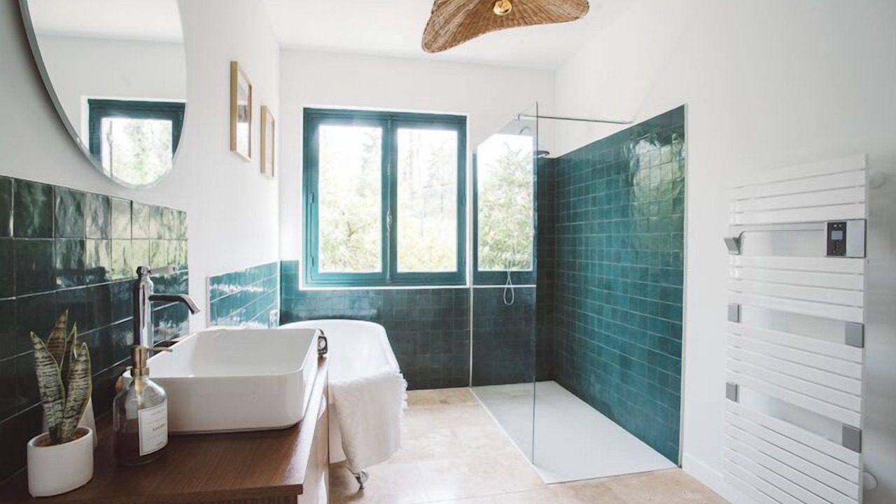 Photo of Others in Escoire