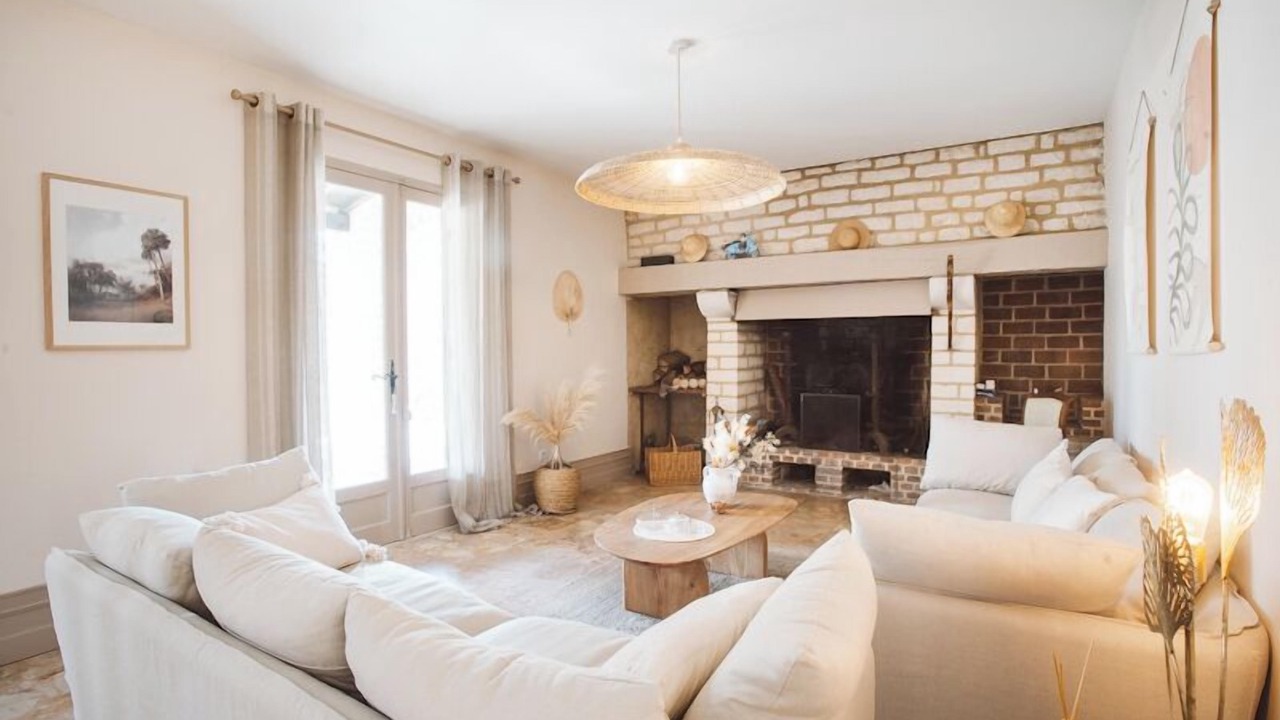 Photo of Others in Escoire