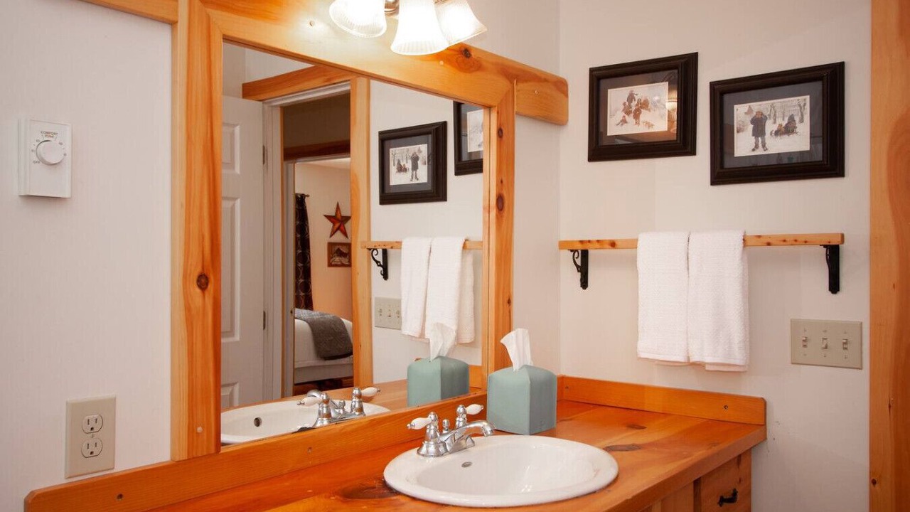 Photo of Bathroom in Clarendon