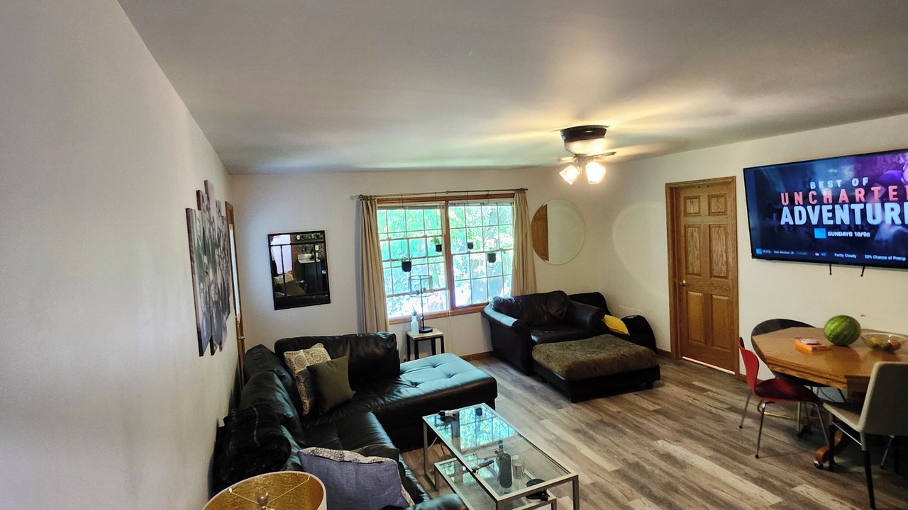 Photo of Livingroom in Ingleside