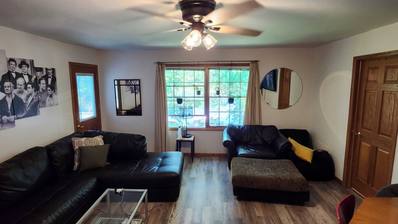 Photo of Livingroom in Ingleside