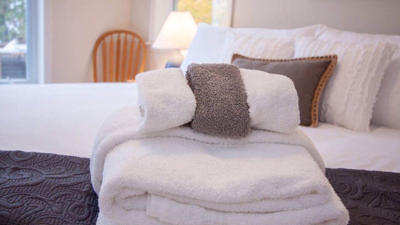 Photo of Bedroom in Newport Center