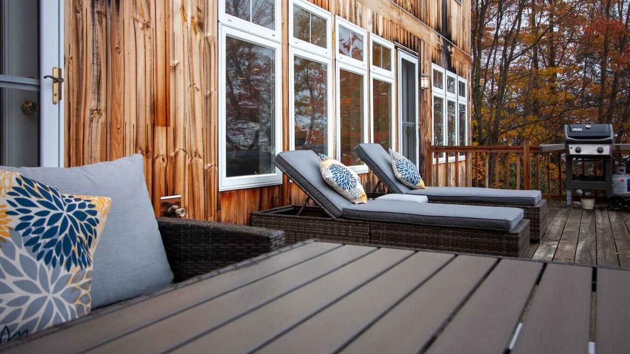 Photo of Patio Balcony in Newport Center
