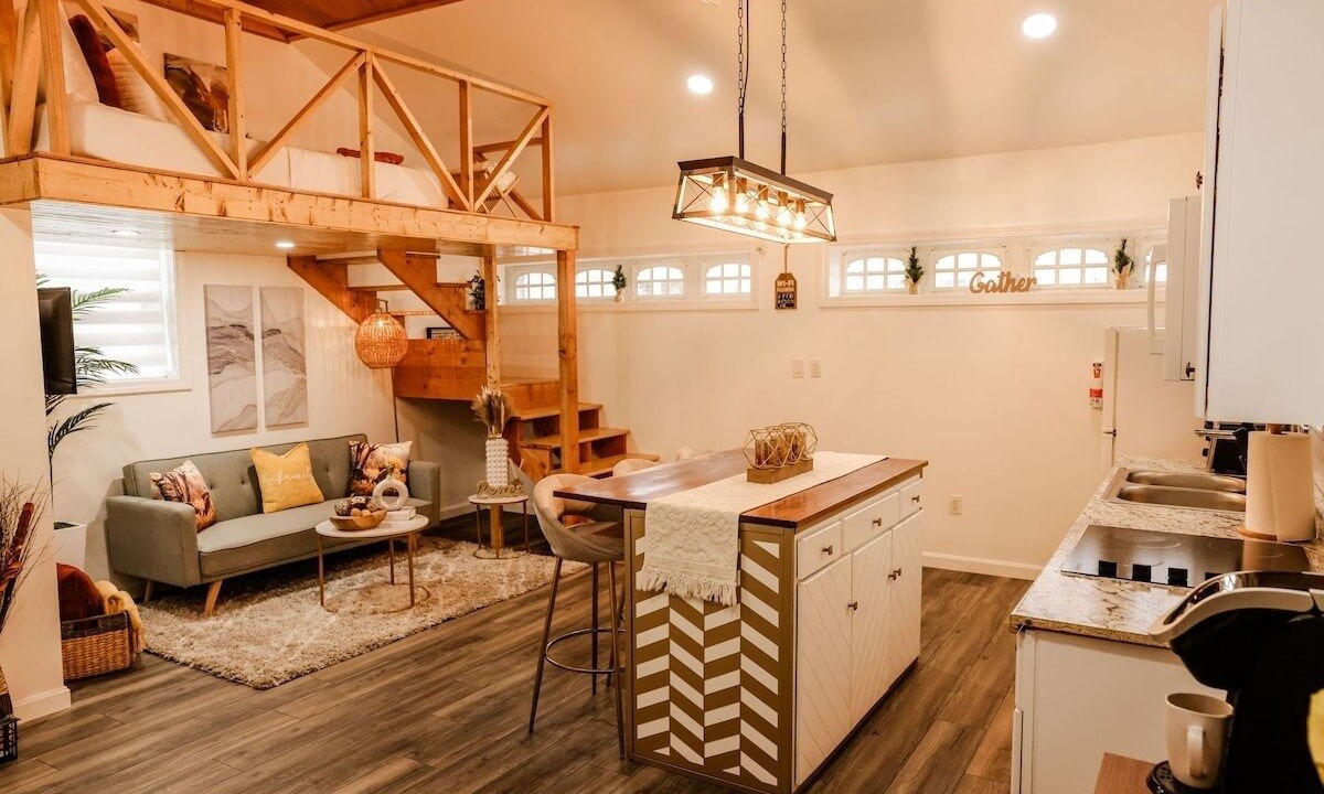 Photo of Livingroom in Mount Pleasant