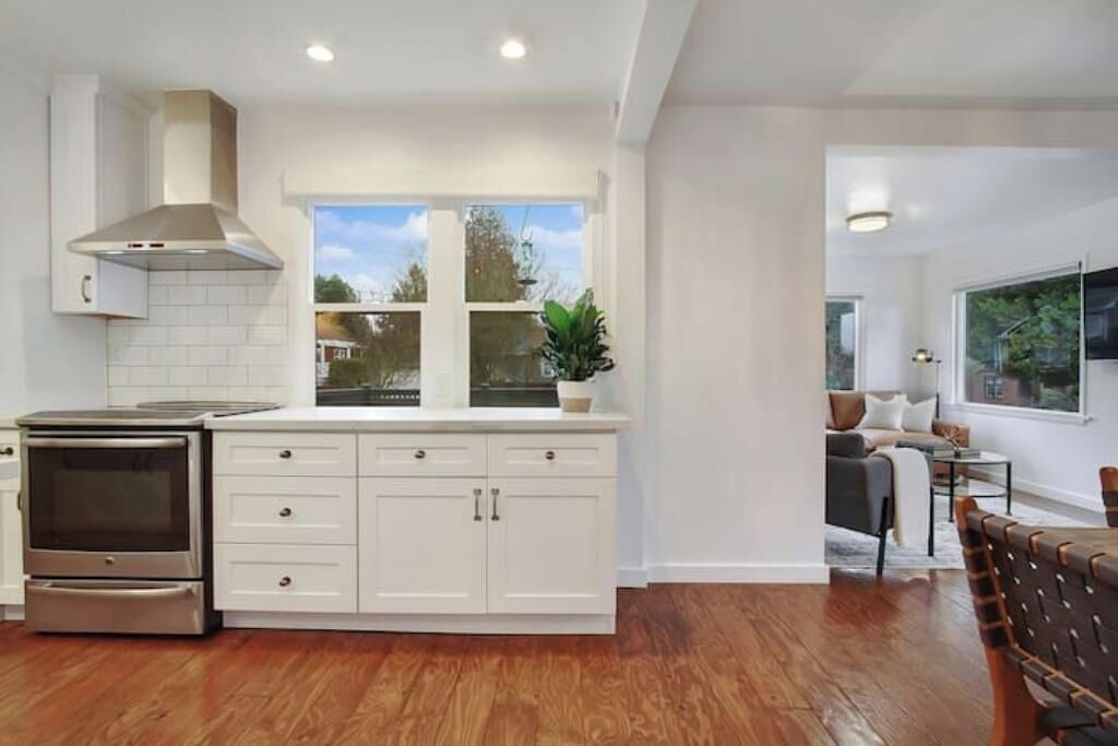 Photo of Others in Phinney Ridge