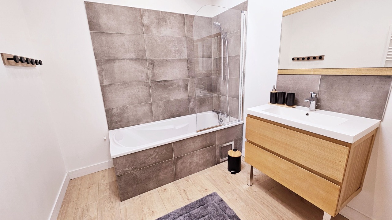 Photo of Bathroom in Magnac-sur-Touvre