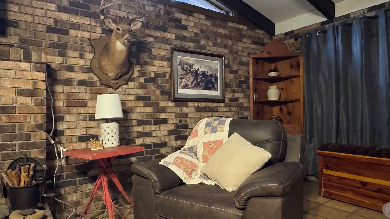 Photo of Livingroom in Flora
