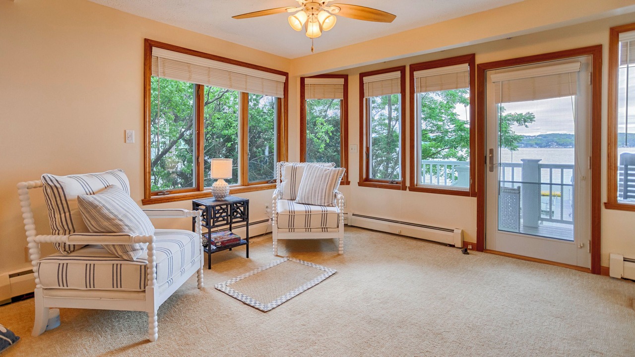 Photo of Livingroom in Canandaigua