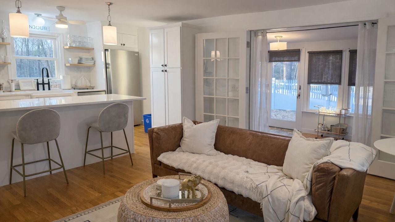 Photo of Livingroom in Brimfield