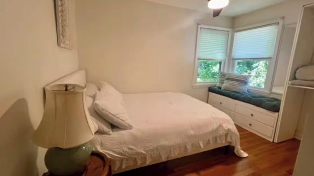 Photo of Bedroom in Brimfield
