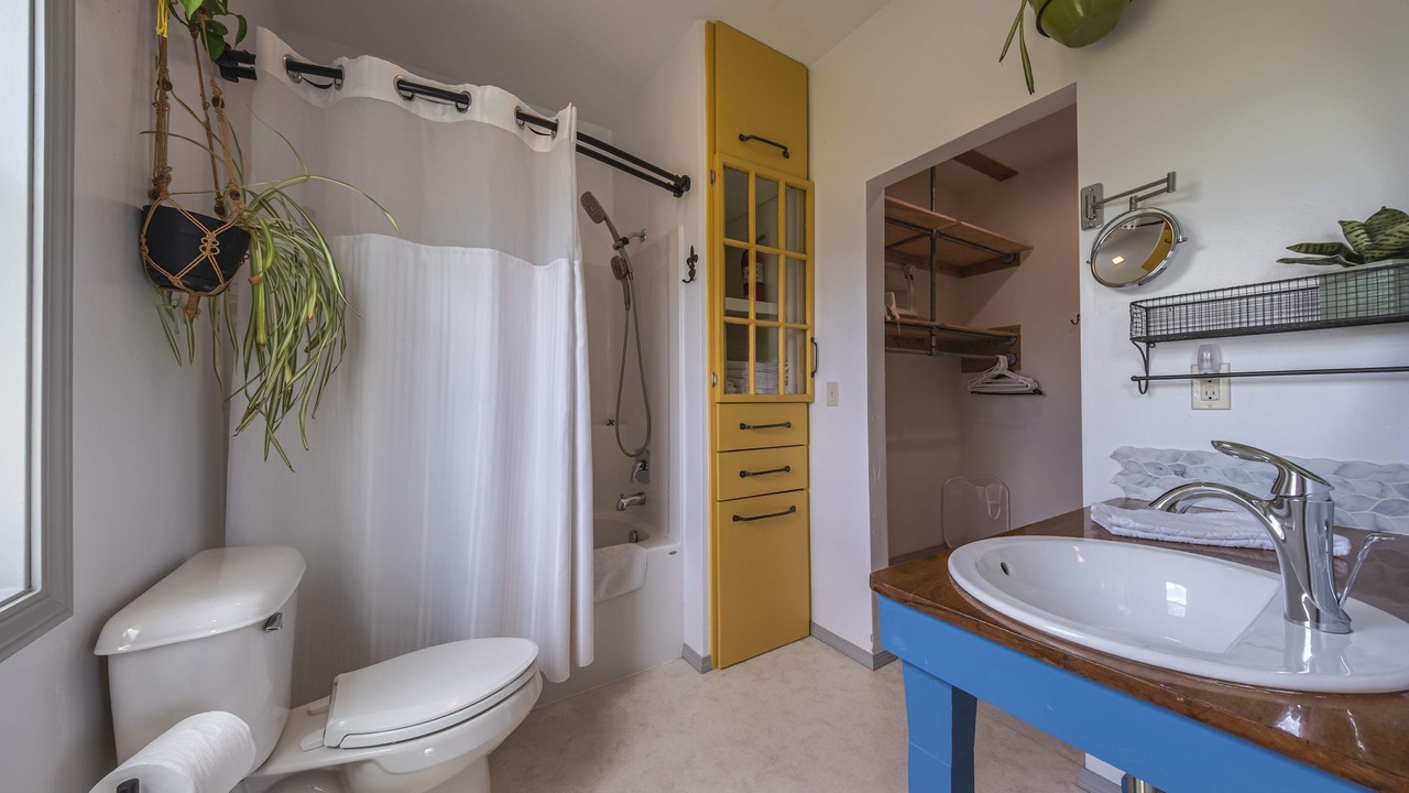 Photo of Bathroom in Eureka