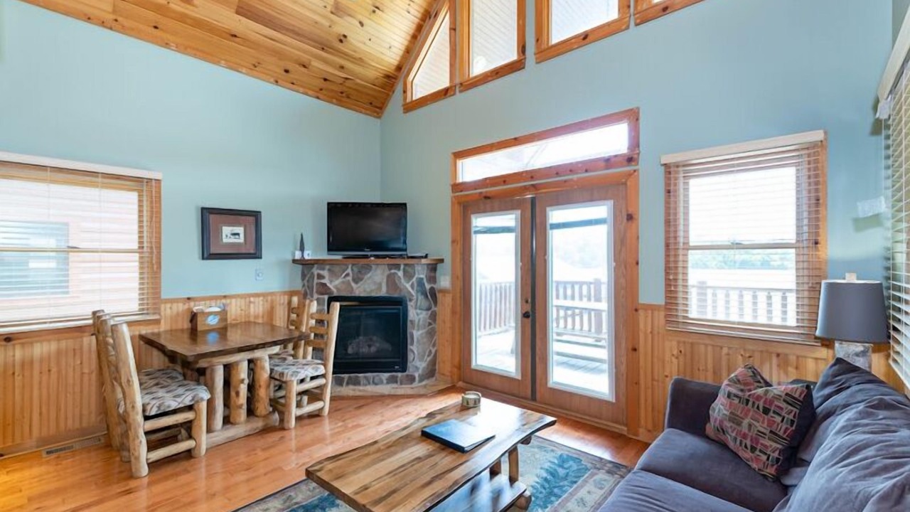 Photo of Livingroom in Vonore