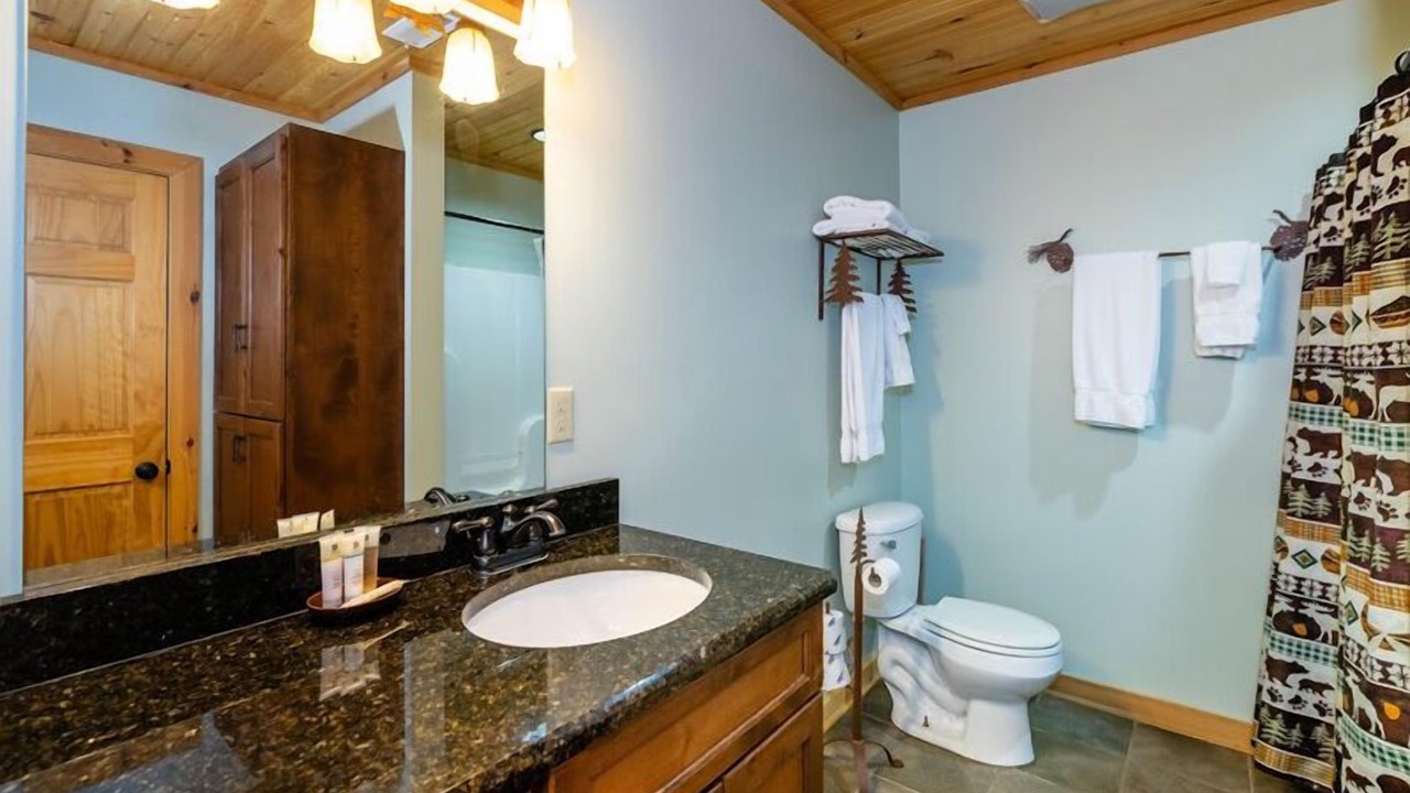 Photo of Bathroom in Vonore