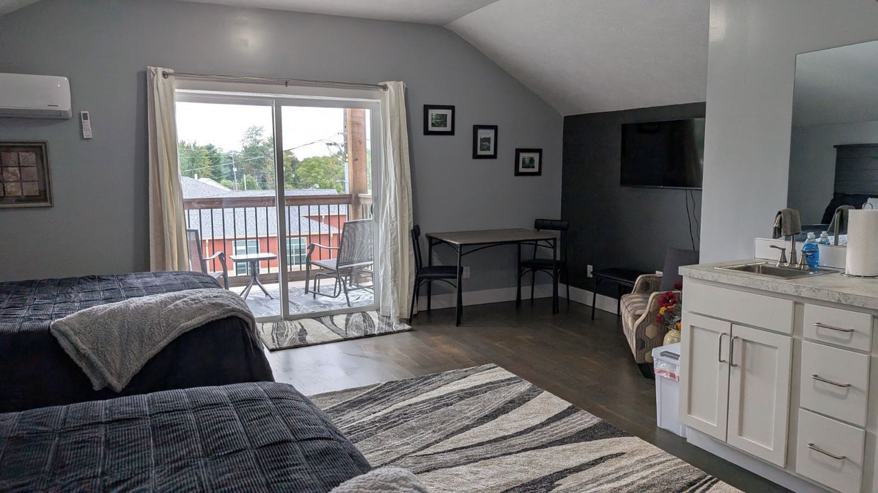 Photo of Bedroom in Hesperia