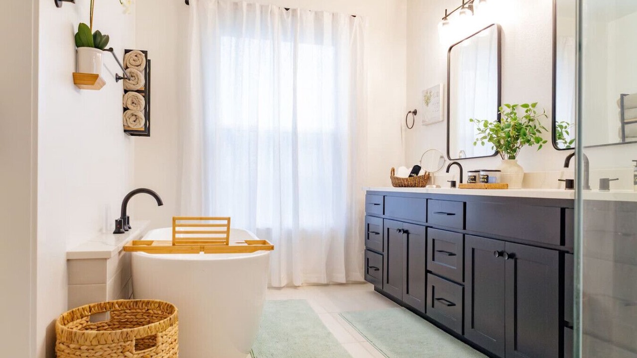 Photo of Bathroom in McLennan County