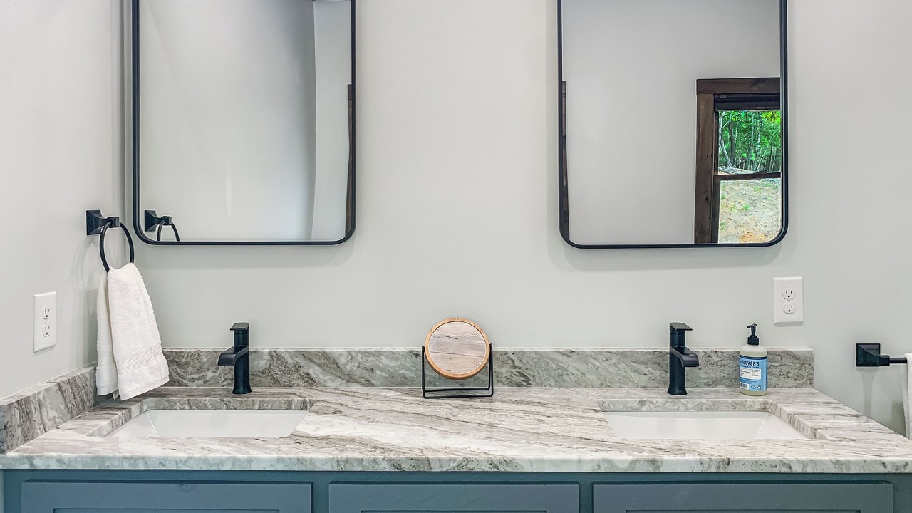 Photo of Bathroom in Williamstown