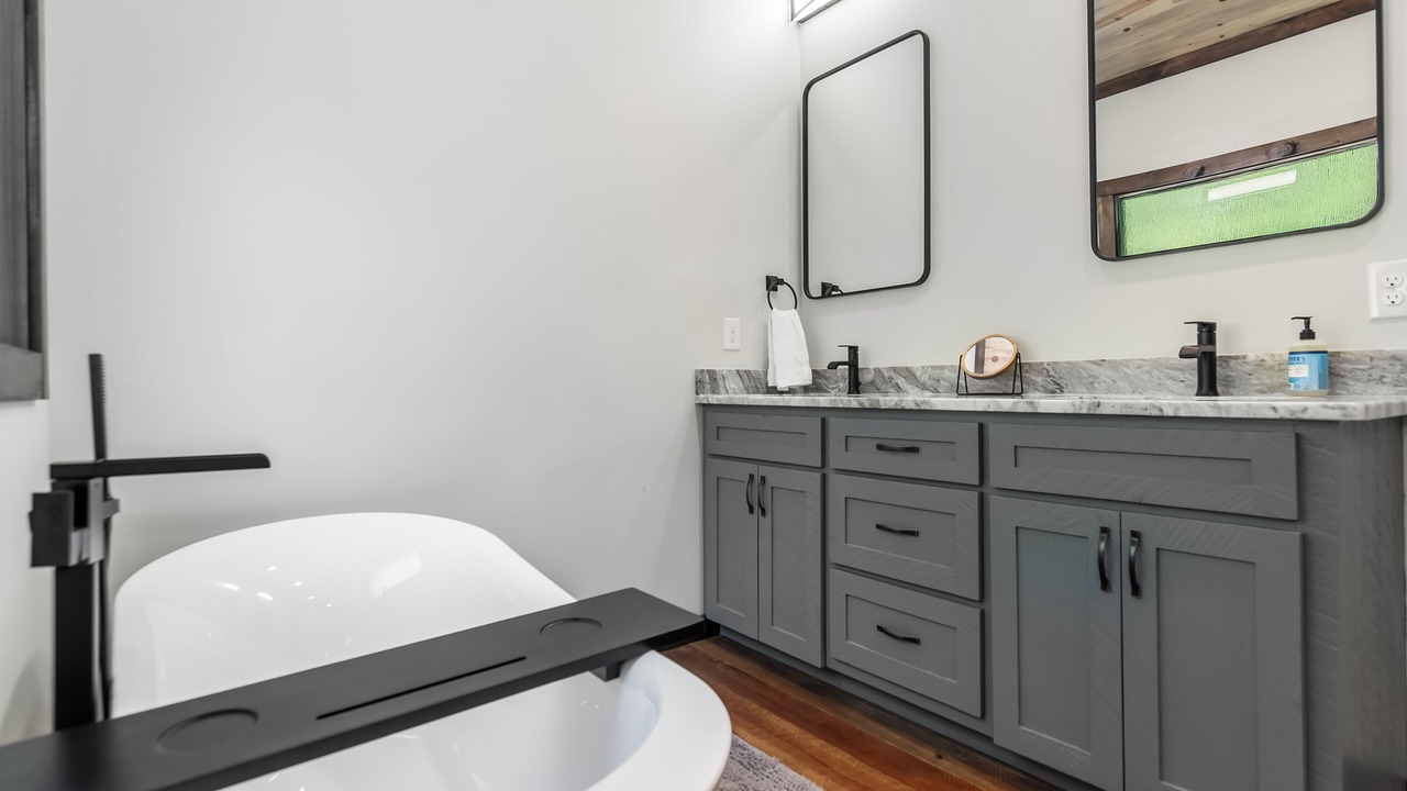 Photo of Bathroom in Williamstown