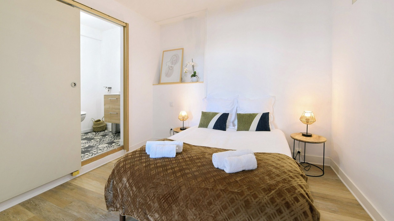 Photo of Bedroom in Laval